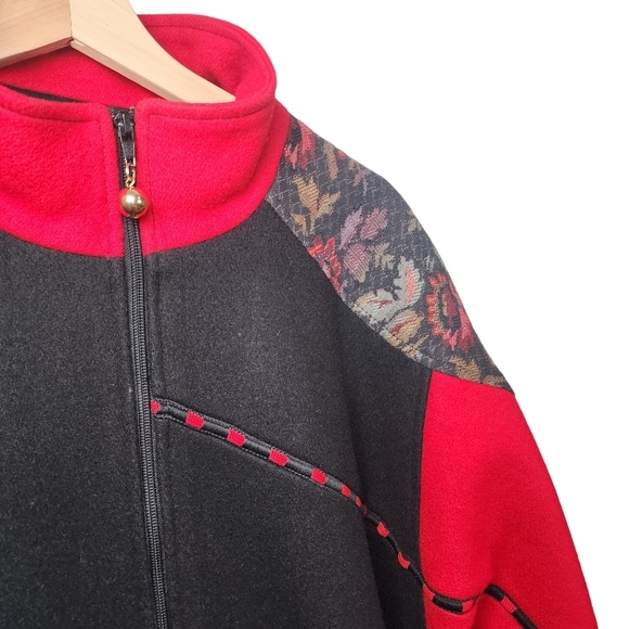 Vintage Wool Blend Women's Russell Scott Black & Red Floral zip up Jacket - Picture 7 of 13